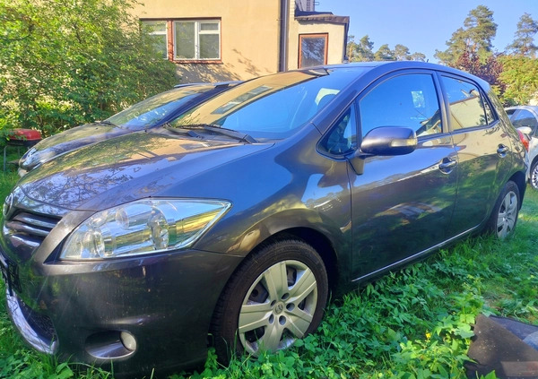 Toyota Auris cena 16900 przebieg: 160000, rok produkcji 2010 z Piotrków Trybunalski małe 92